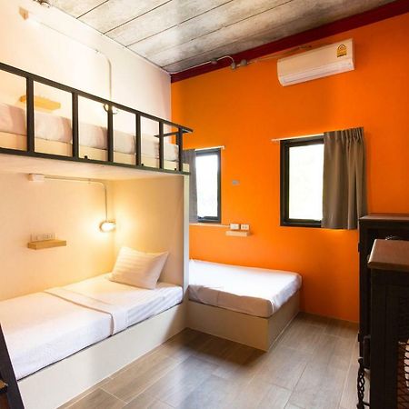 Khunsuek Muaythai Hostel Ao Nang Buitenkant foto
